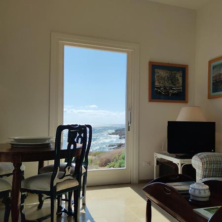 Finestra Sul Mare Aparthotel Фавиняна Екстериор снимка