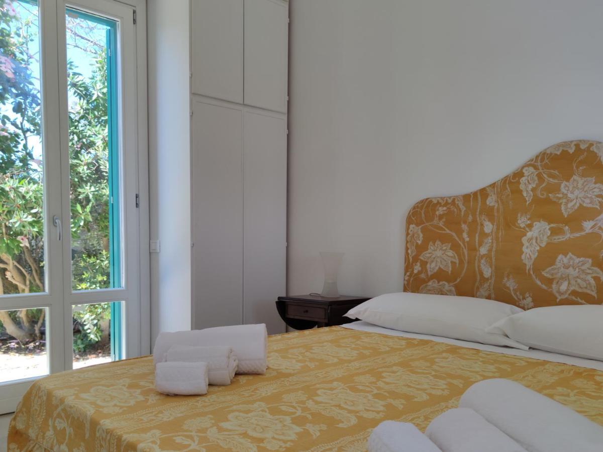 Finestra Sul Mare Aparthotel Фавиняна Екстериор снимка