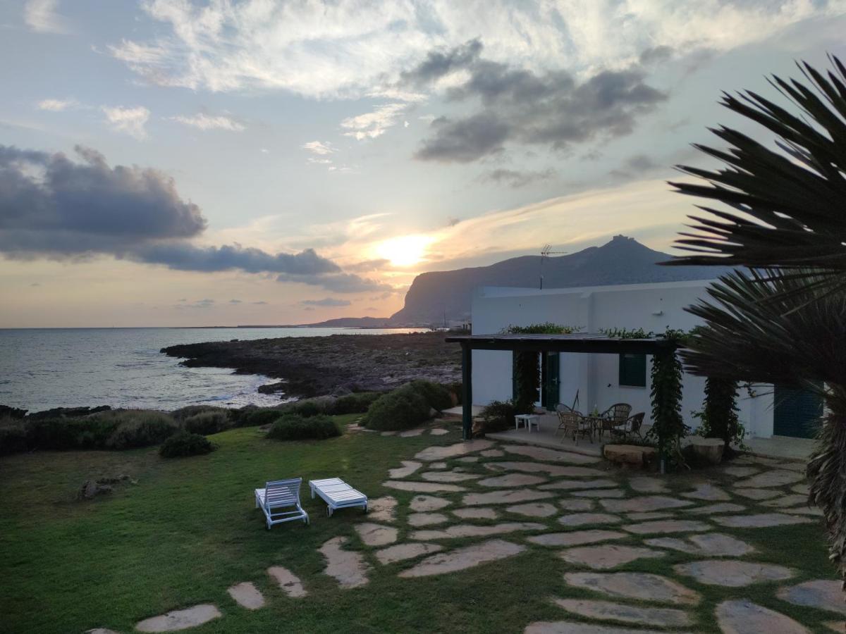 Finestra Sul Mare Aparthotel Фавиняна Екстериор снимка